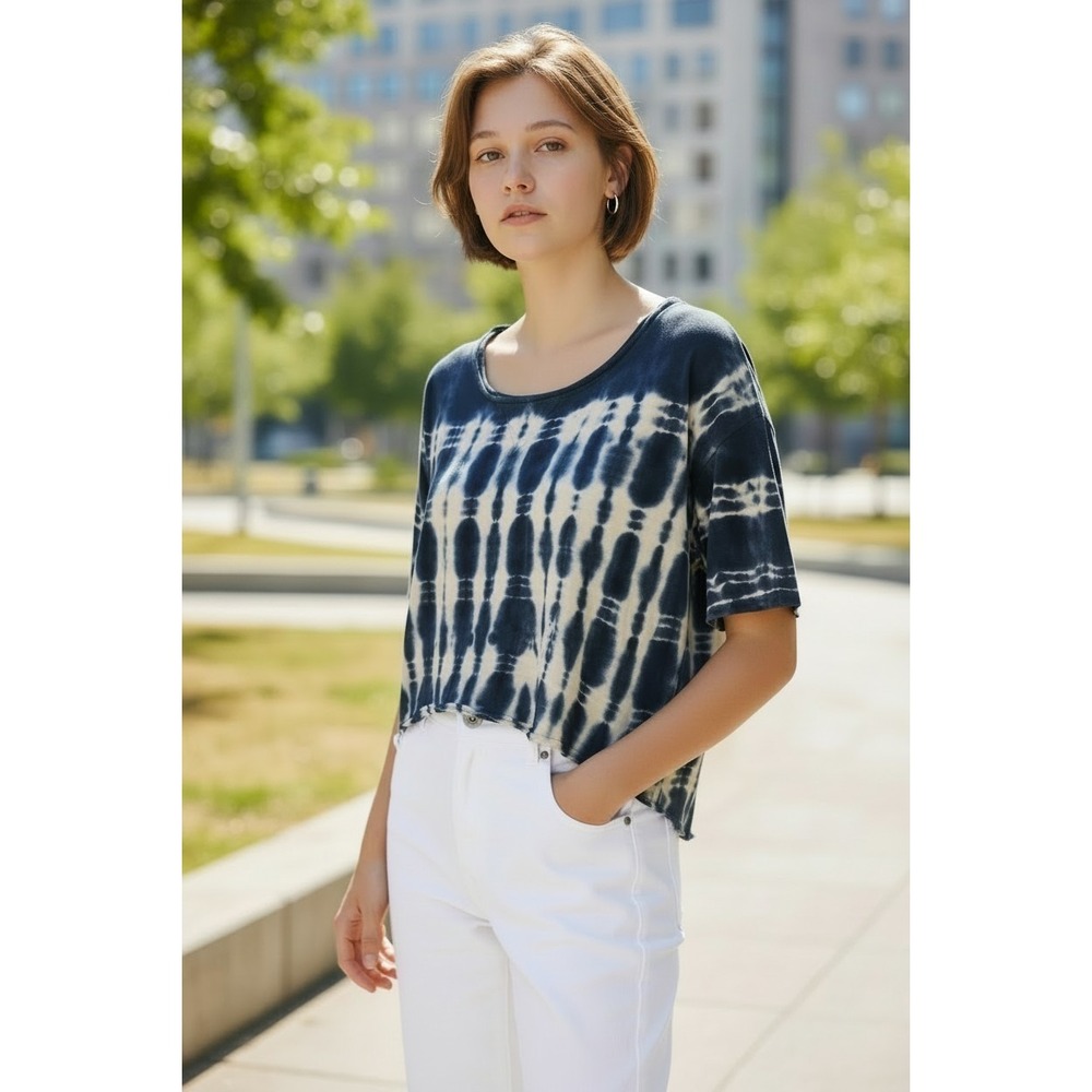Vicinity Short Sleeve Sweatshirt, Blue and White Tie Dye M Boho Grunge